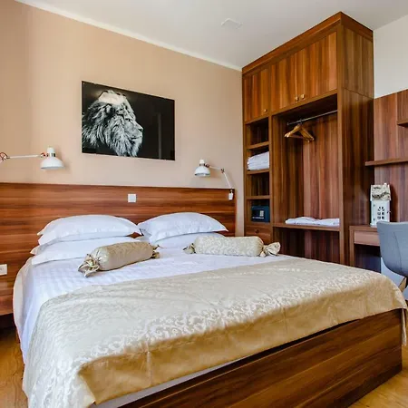 Vila Blue Hill Kastela