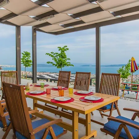 Blue Hill Villa *