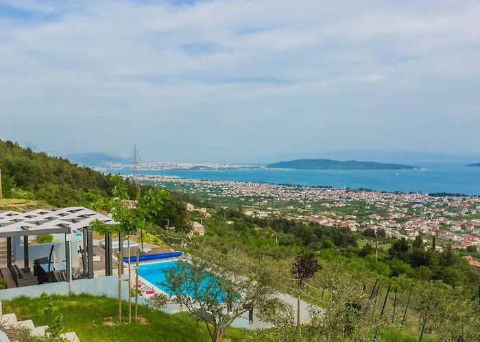 Blue Hill * Kaštela