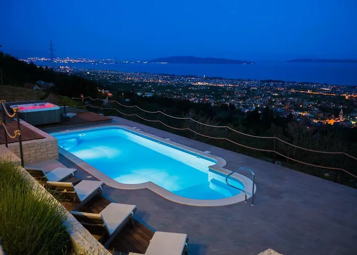 Blue Hill Villa Kaštela