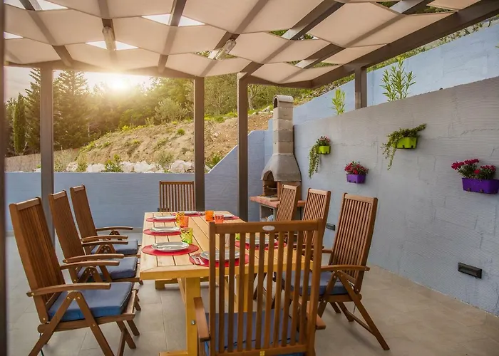 Blue Hill Villa *