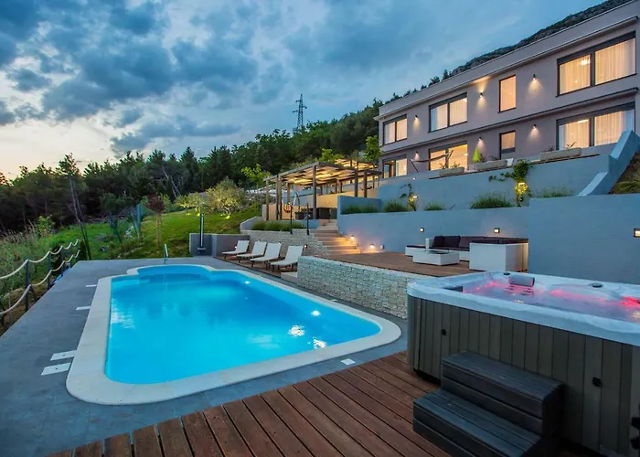 Blue Hill Villa